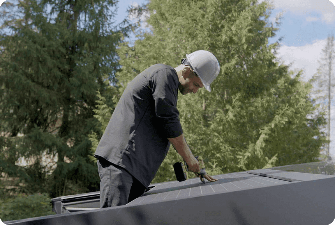 Solenery for Professionals — vetted solar installer on a commercial rooftop