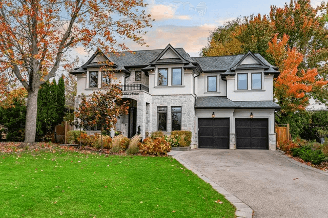 Detached residential home
